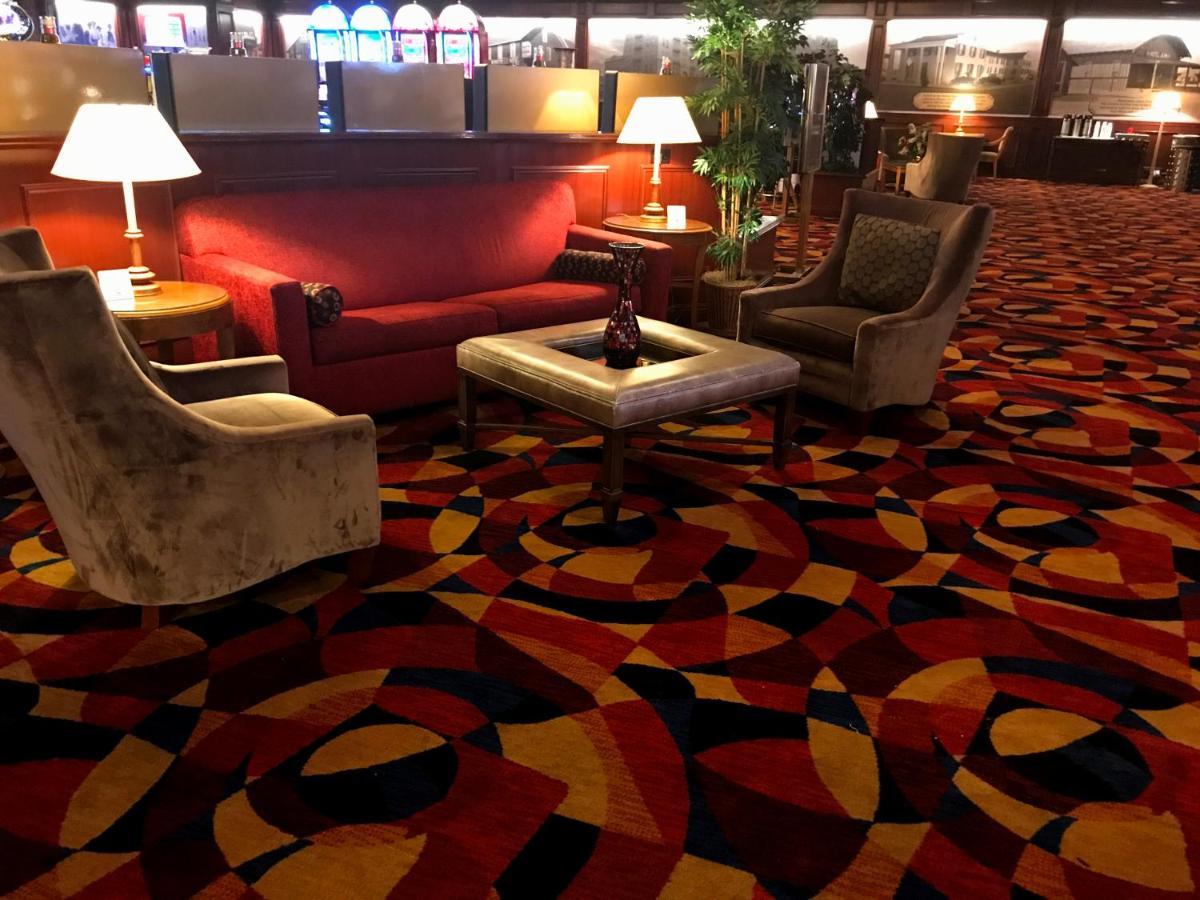 Ramada By Wyndham Terrible'S Hotel & Casino Jean Exteriör bild